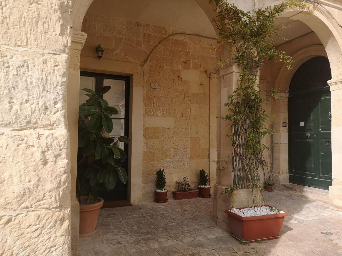 Apartamento Piazzetta Acquaviva Lecce Exterior foto